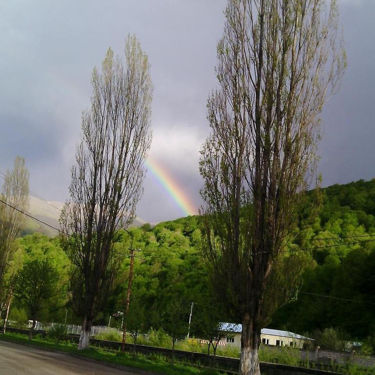 Areguni Guest House Dilijan Exteriör bild